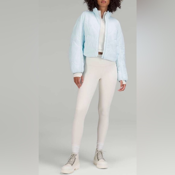 NWOT NEW Lululemon Quilted Light Insulation Cropped Jacket Powder Blue - Picture 2 of 9